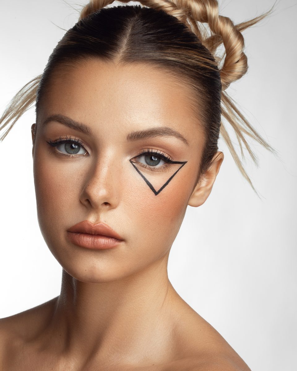 81 960x1200 makeup-81-960x1200