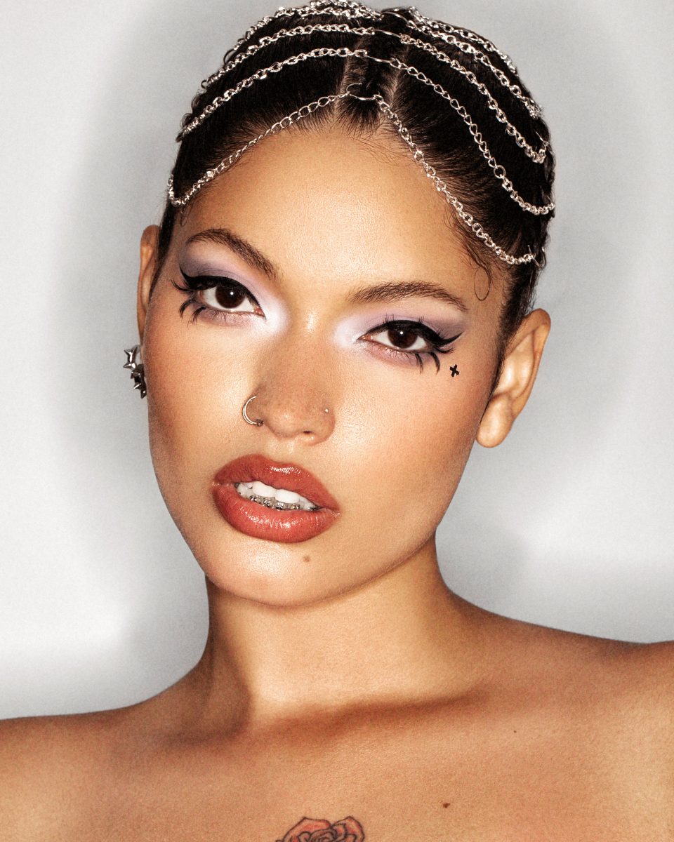 9 2 1 960x1200 makeup-9-2-1-960x1200