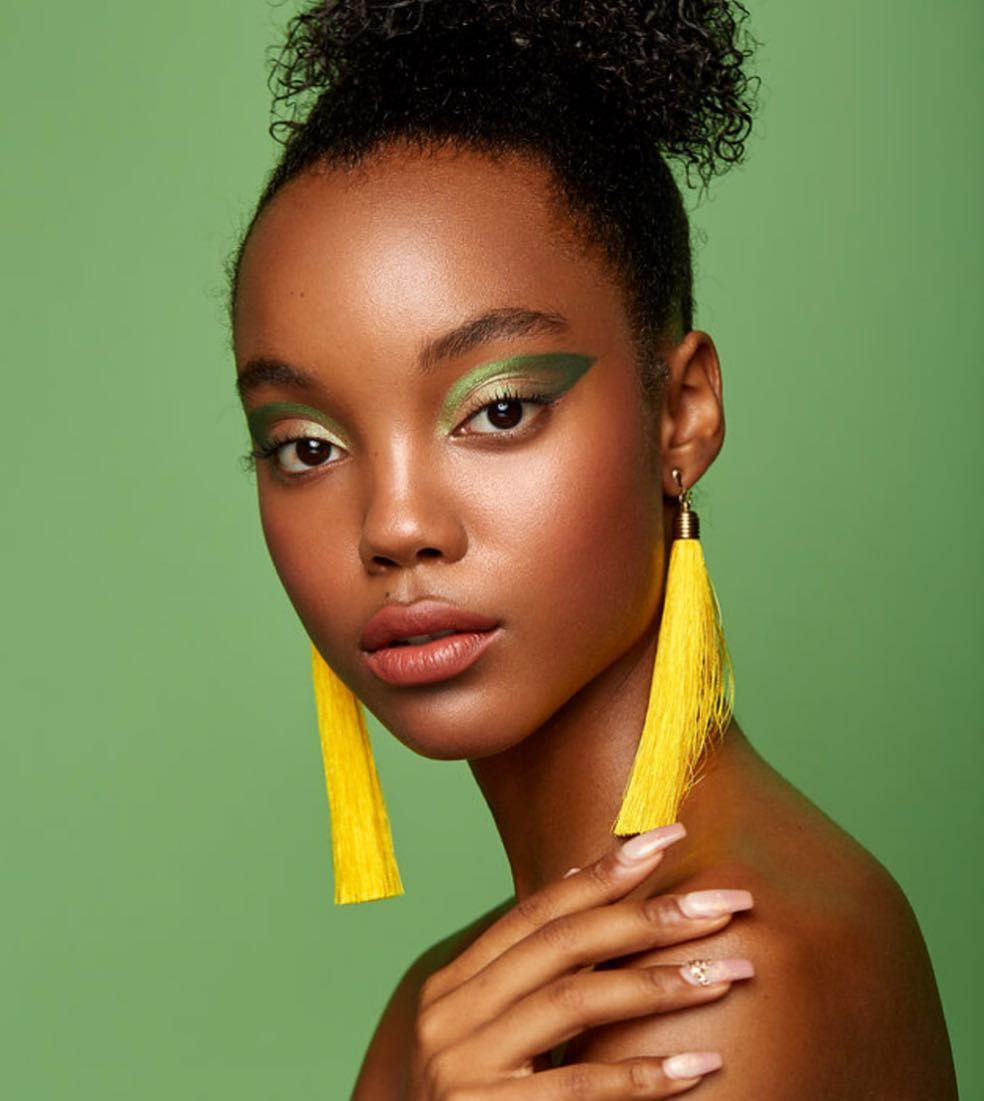 e9cf040bc25cee54b5760a39ca93d425 makeup-e9cf040bc25cee54b5760a39ca93d425